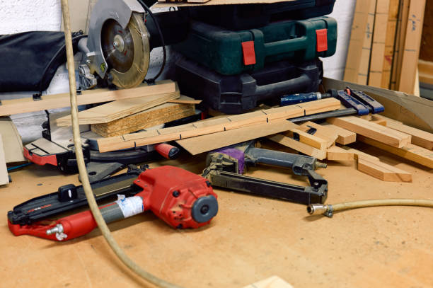 furniture workshop - menuiserie porte photos et images de collection